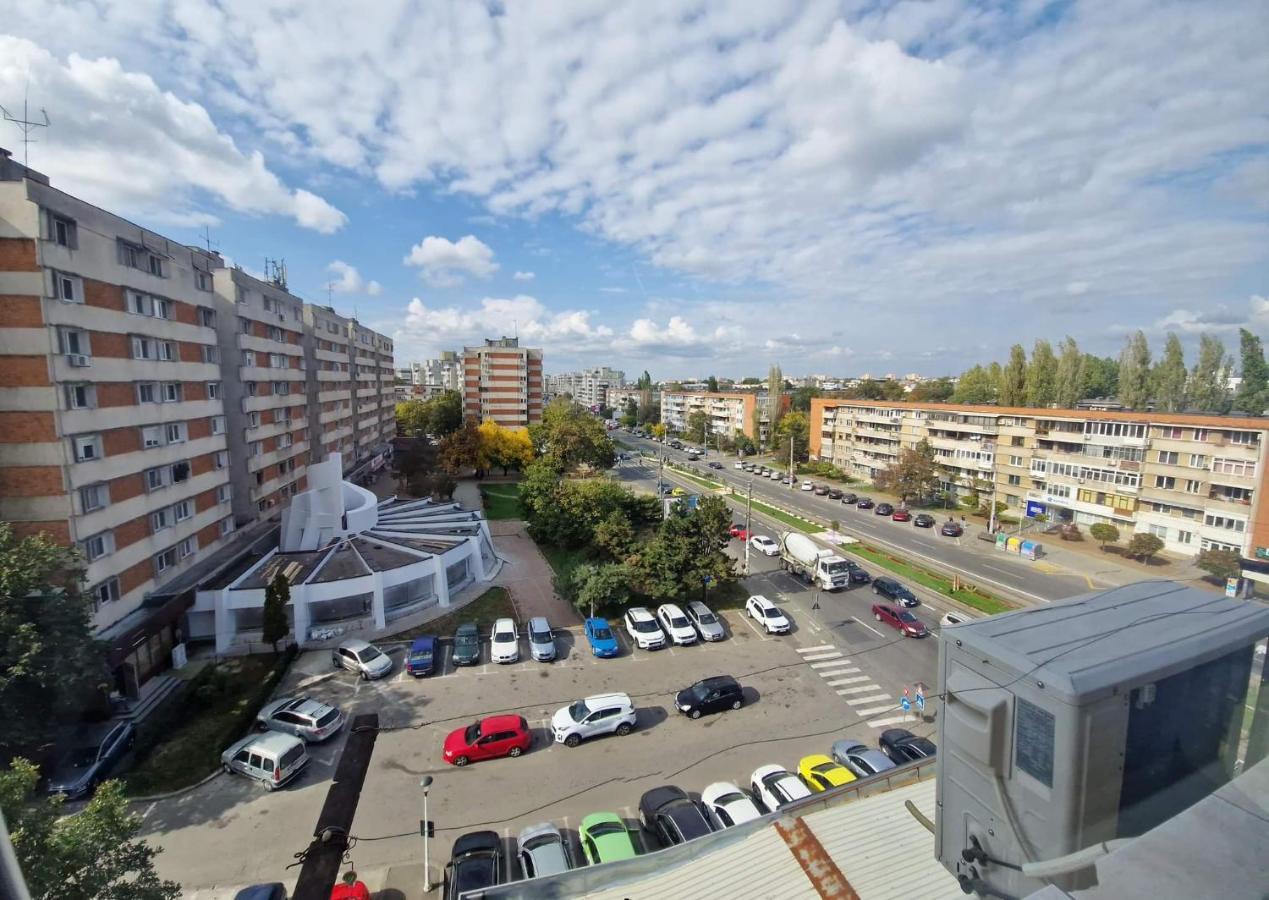 Sunny Place Garsoniera -Posibilitate Self Check In Craiova Exterior photo